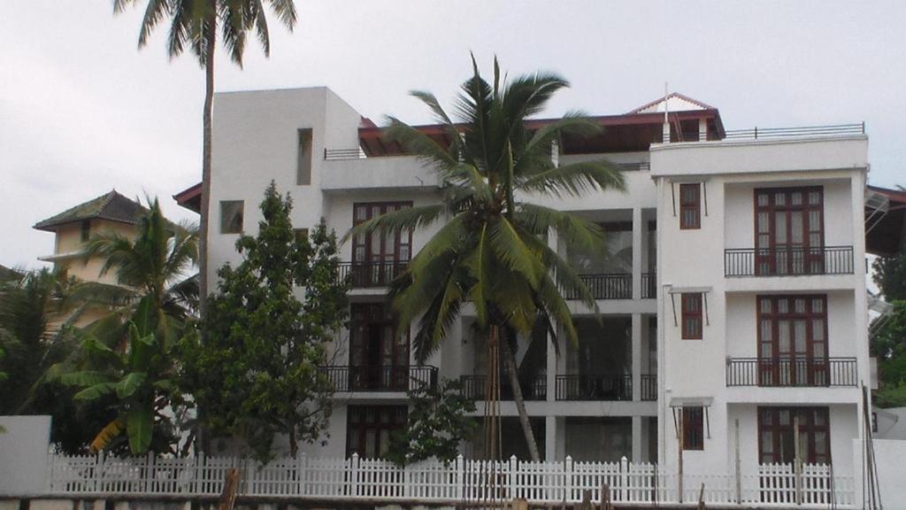 Nirosha Guest House กอลล์ ภายนอก รูปภาพ
