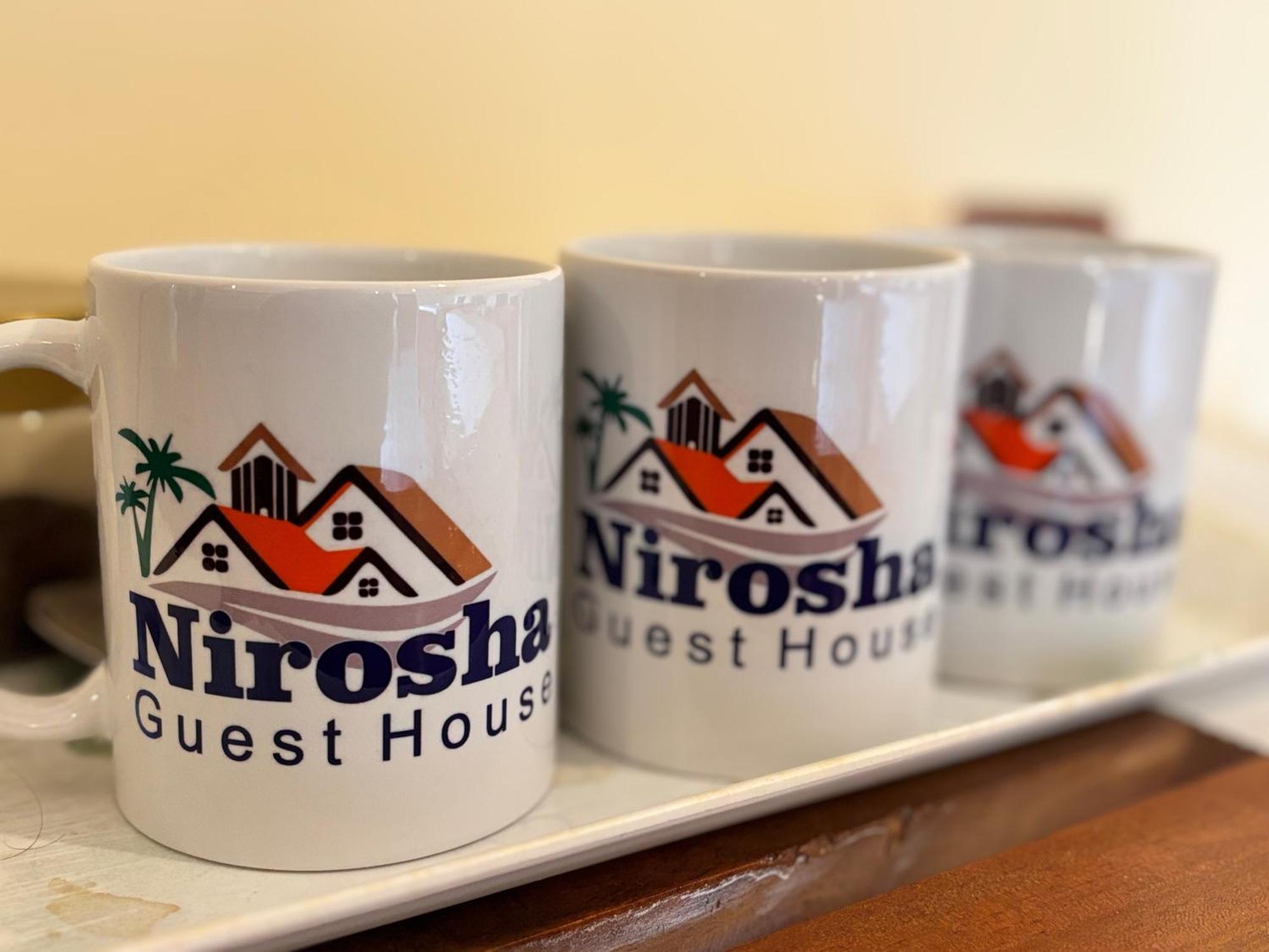 Nirosha Guest House กอลล์ ภายนอก รูปภาพ